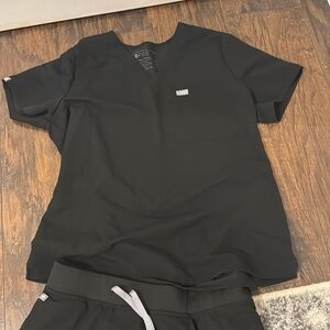 Black large figs scrubs women